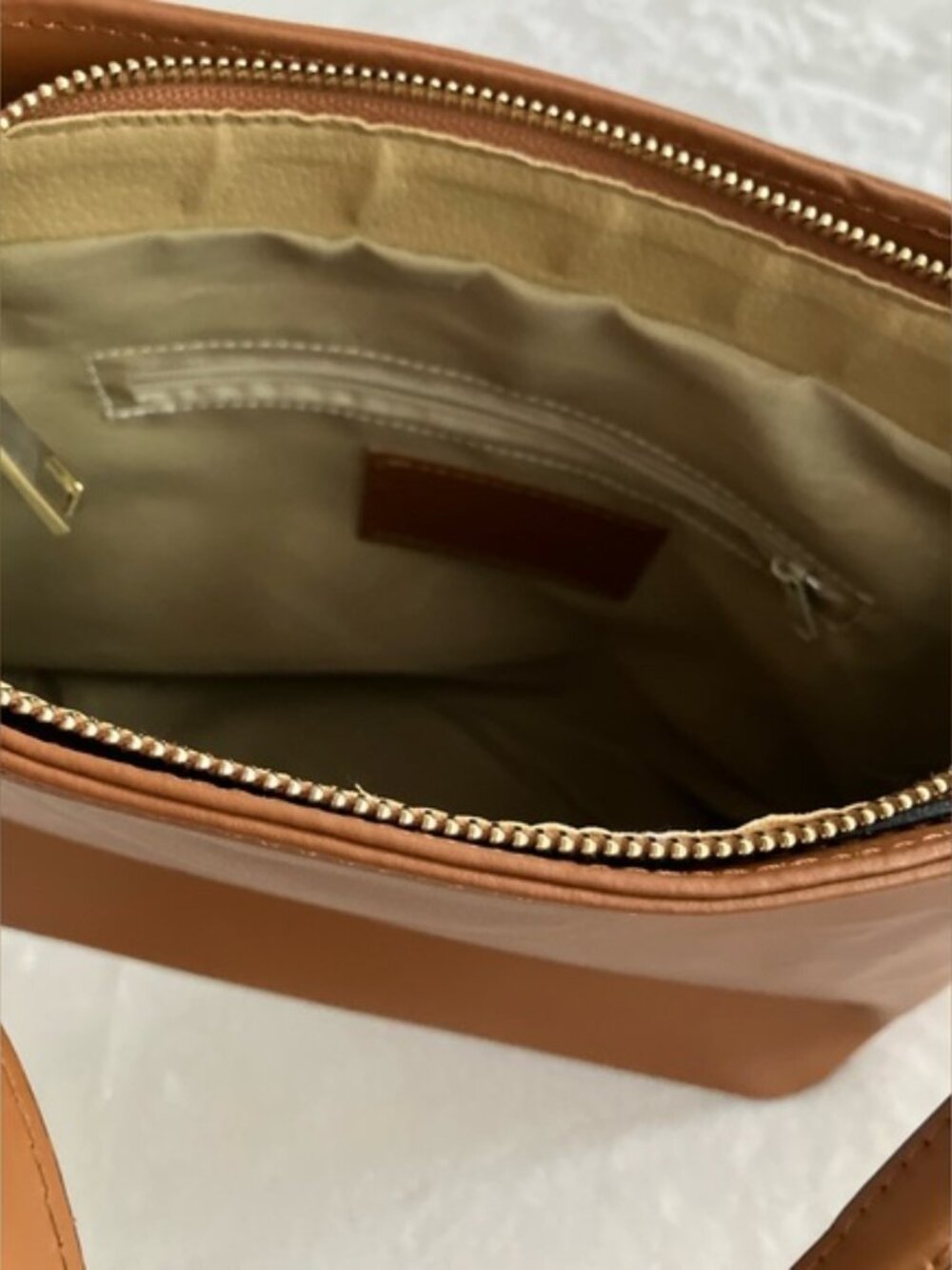 🌞 Europe Summer Vibes Italian Leather Crossbody! - Picture 11 of 15